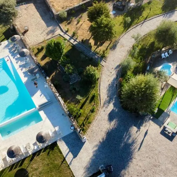 卡萨斯坎普西摩昆塔旅馆，位于米兰达·杜·杜罗的酒店