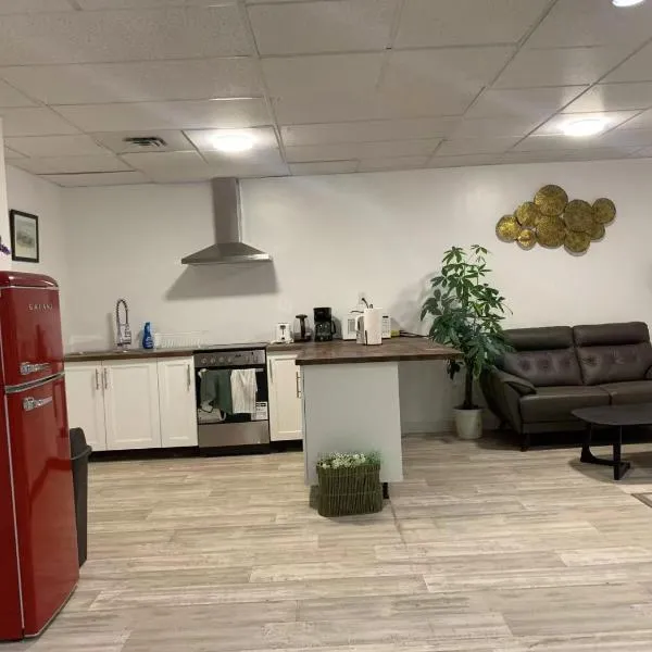 ArtHaus Downtown Jim Robb Unit 3BR 3BA，位于怀特霍斯的酒店