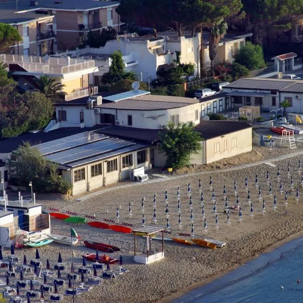 伊尔甘比亚诺酒店，位于Villaggio Le Rocelle的酒店