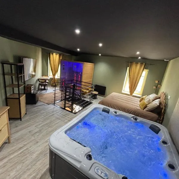 Fratelli Spa，位于Rocroi的酒店