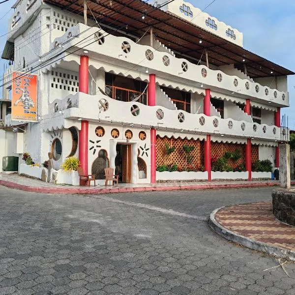 Royal Galápagos Inn，位于巴克里索莫雷诺港的酒店