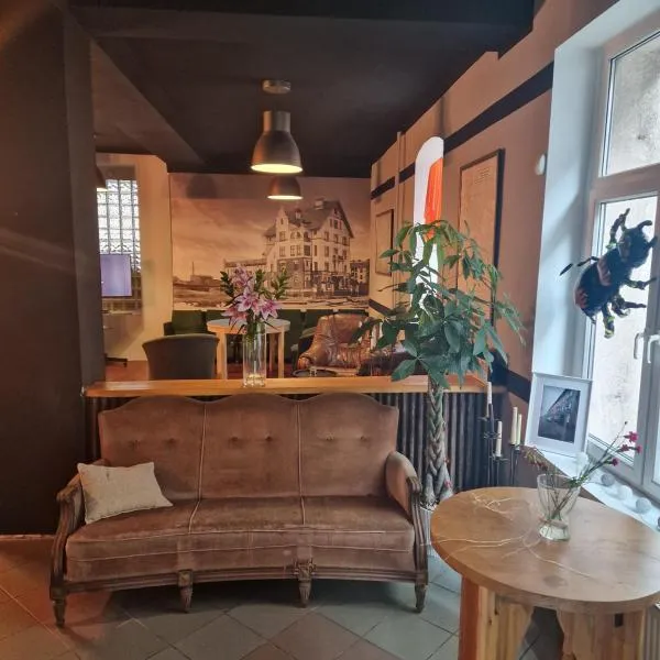 Hostel J17，位于卡托维兹的酒店