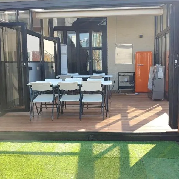 318 Stay，位于首尔的酒店