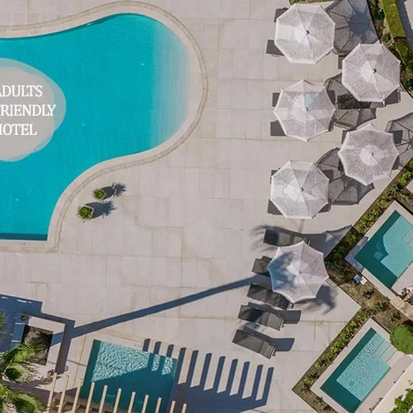 帕拉斯广场酒店，位于蒂锡利维的酒店