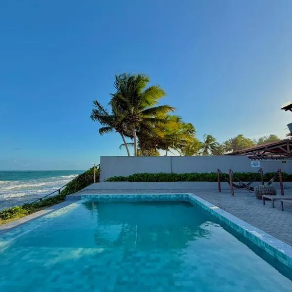 Flat StudioMar - beira mar até 4 p - pé na areia，位于科鲁里皮的酒店