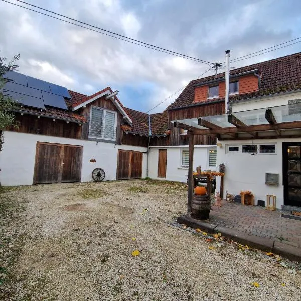 Haus Fuchsbau, Familienzeit und Fokus im Grünen，位于Kurtscheid的酒店