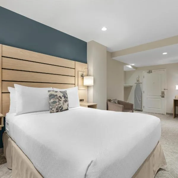 Best Western Plus Baker Street Inn，位于尼尔逊的酒店