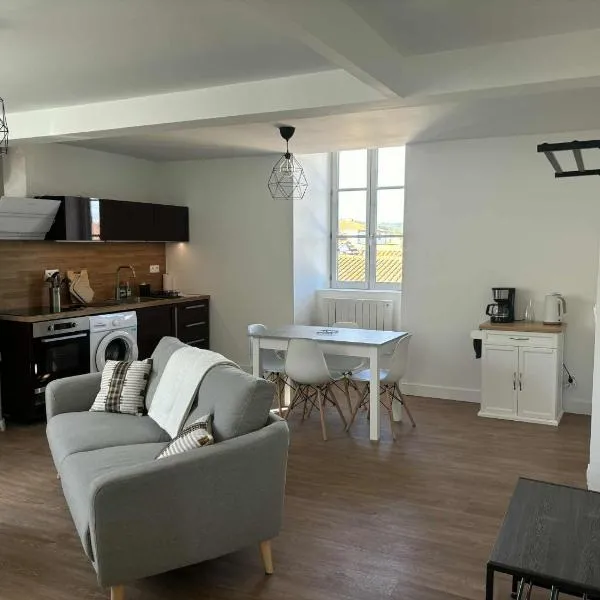 Appartement moderne proche de l'autoroute，位于Combronde的酒店