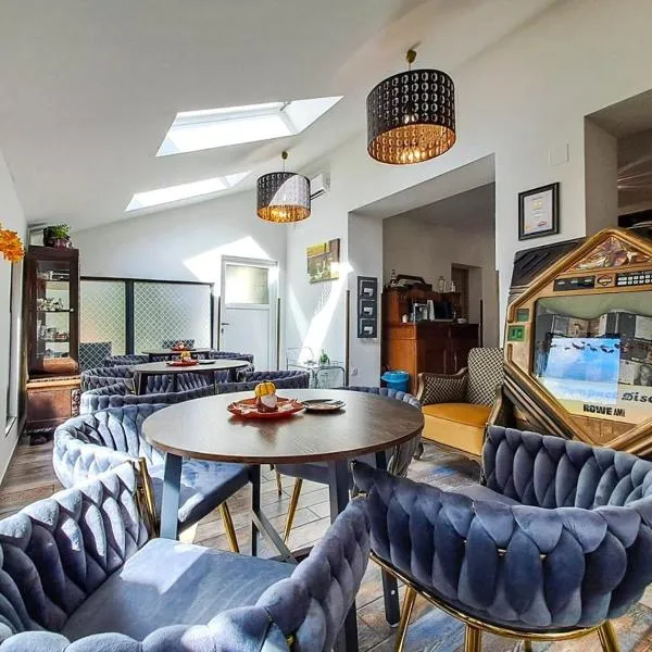 Zsúrterasz Vendégház，位于艾杰克的酒店