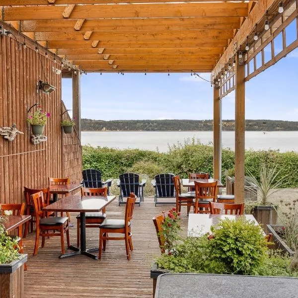 卡马尼奥岛宾馆，位于Camano的酒店