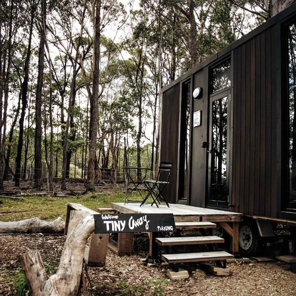 Solitary Islands Farm Tiny House by Tiny Away，位于阿瑞瓦瑞的酒店