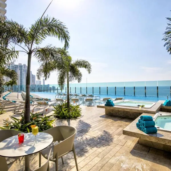 卡塔赫纳德印第亚斯恒星酒店和会议中心，位于卡塔赫纳的酒店