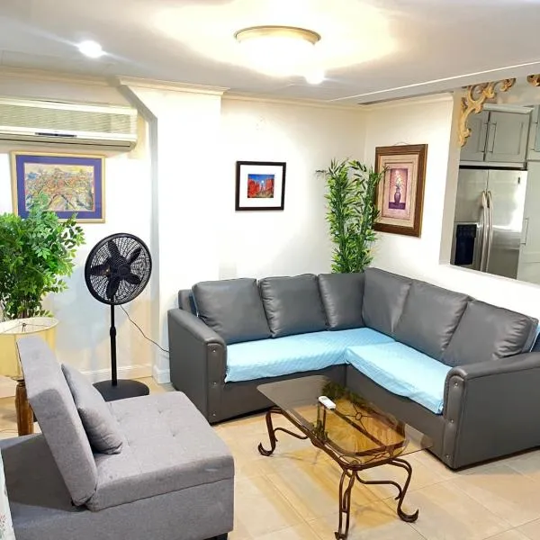 comfortable 3bedroom townhouse，位于Curepe的酒店