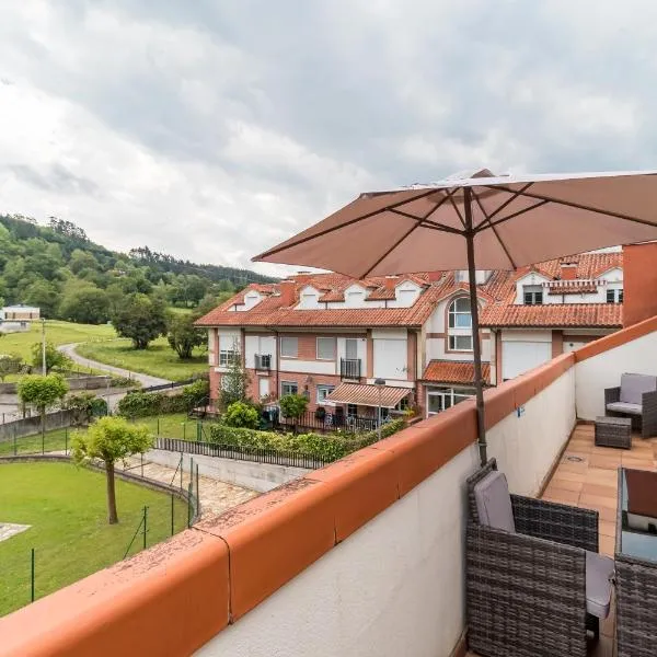 Fabuloso apartamento con piscina，位于Vargas的酒店