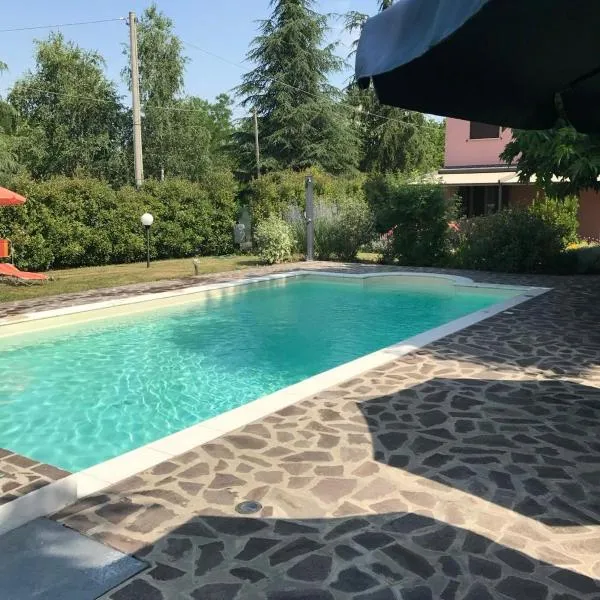 B&B Il Gelso - San Pietro in Casale，位于圣彼得罗-因卡萨莱的酒店