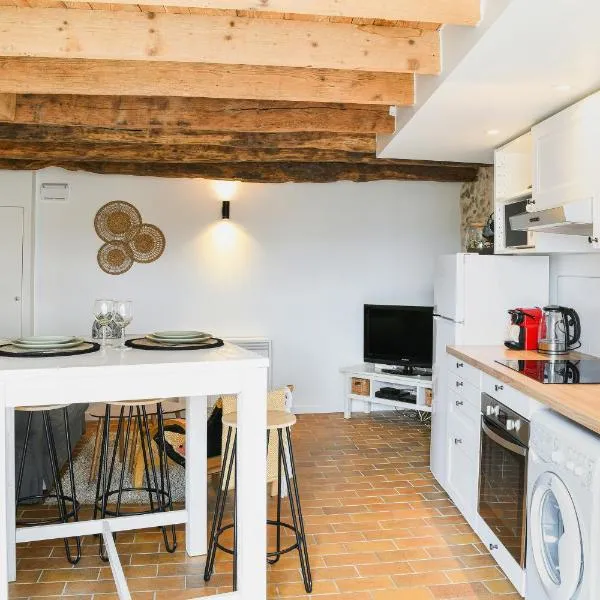 La Margotte Fibre Terrasse，位于瓦龙的酒店