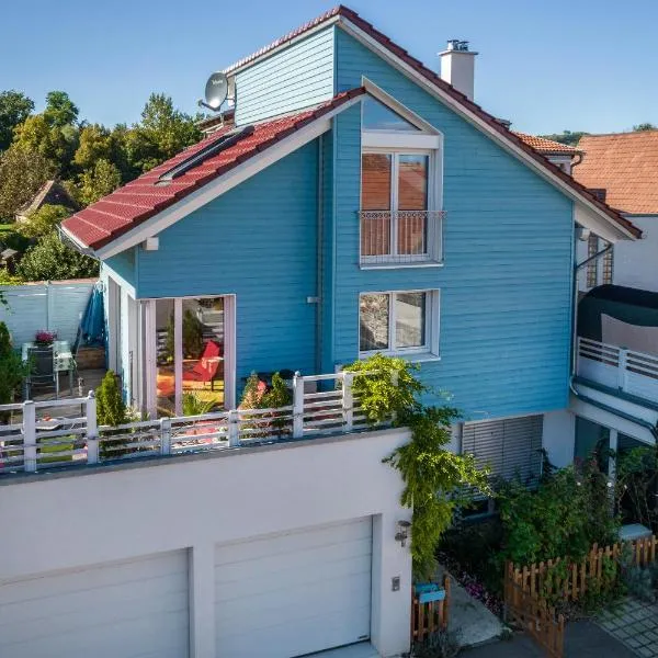 Haus Himmelblick mit privater Sauna，位于凯萨斯图尔地区萨斯巴赫的酒店