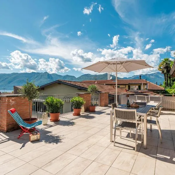 Central Penthouse Luino，位于勒威诺的酒店