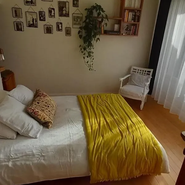 espace privé, balcon vue montagnes pour 1 à 4 personnes，位于格勒诺布尔的酒店