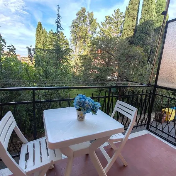 Raggio di Sole，位于洛阿诺的酒店