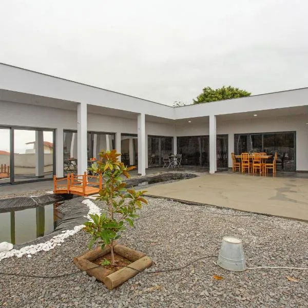 Paraiso Madeira - Suites，位于加乌拉的酒店