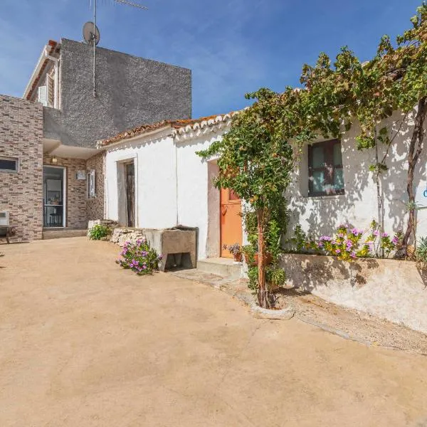 Casa das Bonecas，位于Farelos de Baixo的酒店