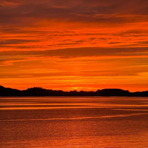 Flott leilighet med fantastisk utsikt，位于斯塔万格的酒店