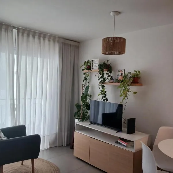 Hermoso Departamento en Temperley，位于Temperley的酒店