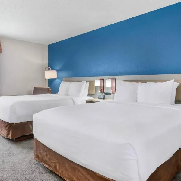 Comfort Inn & Suites Sheboygan I-43，位于希博伊根的酒店