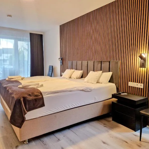 Hotel am Kurpark，位于巴特温普芬的酒店