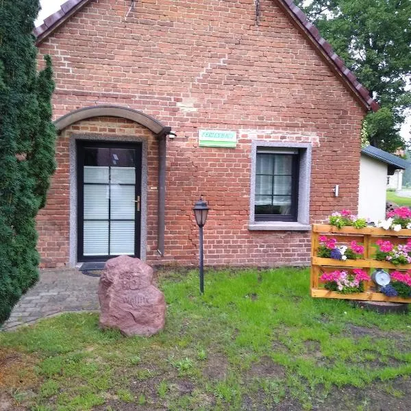 Ferienhäuschen in der Nähe der Kirche，位于赖因斯贝格的酒店