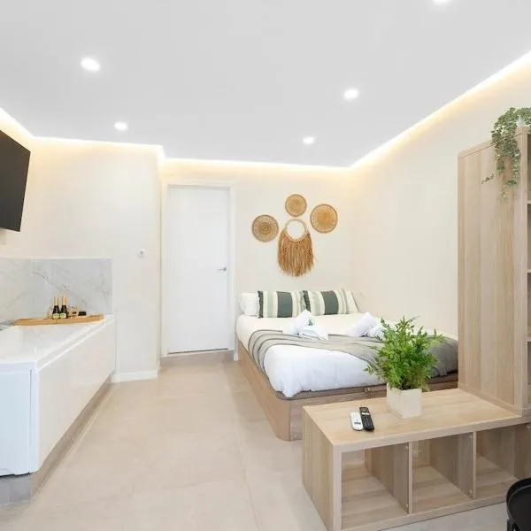 Málaga EXCLUSIVE Apartment Jacuzzi - by N&N LUXE PROPERTIES,位于马拉加的酒店