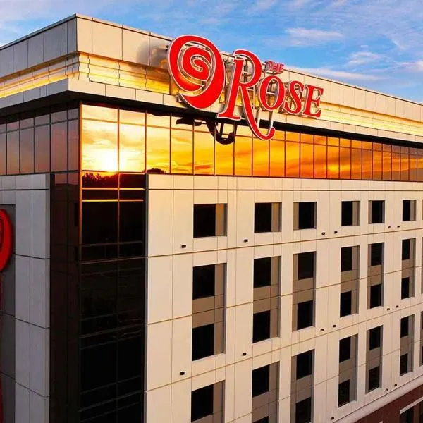 The Rose Gaming Resort，位于邓弗里斯的酒店