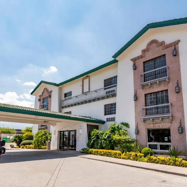 昆塔多拉达酒店&套房，位于萨尔蒂约的酒店