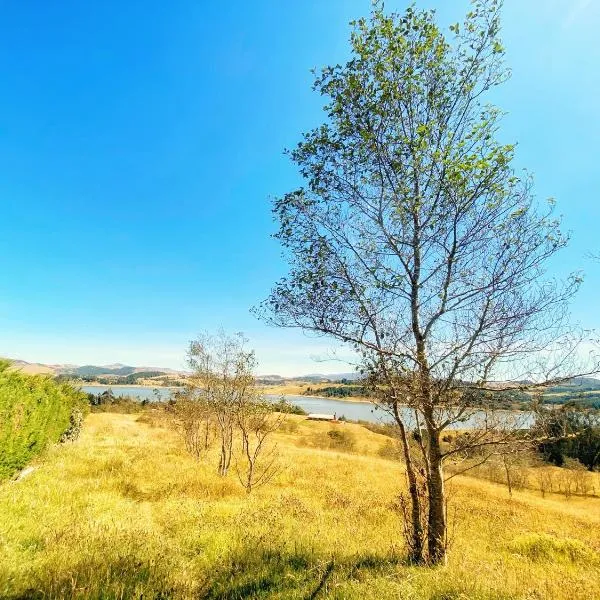 Casa Grande Sidarta 3 alcobas - Casita pequena 2 alcobas，位于Chocontá的酒店