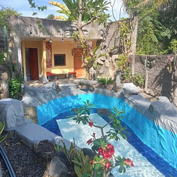 ATB Hostel，位于罗威那的酒店