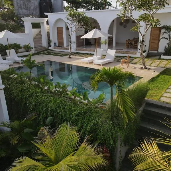 Kelingking Green Village，位于batumadeg的酒店