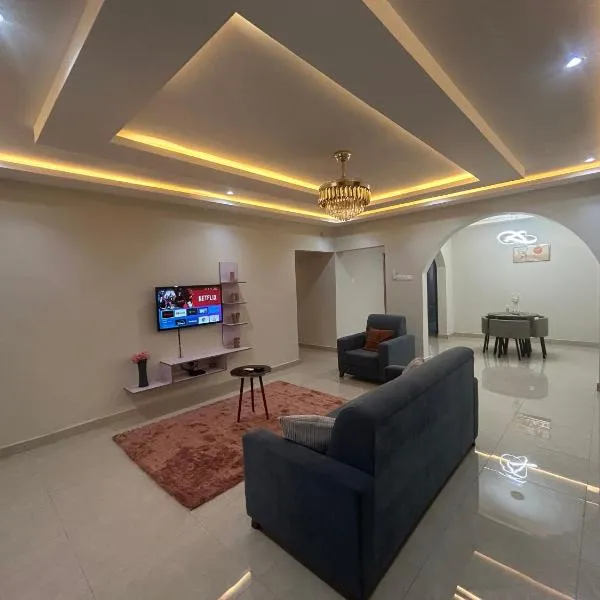 Agape Villa，位于塔科拉迪的酒店