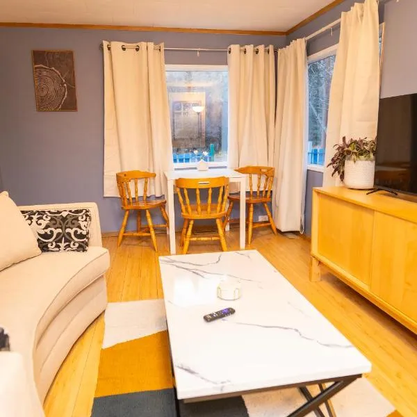 3 Bedroom Gardenside Downtown Home，位于怀特霍斯的酒店