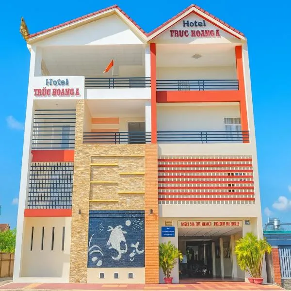 Trúc Hoàng Hà Hotel,位于Kon Tum的酒店