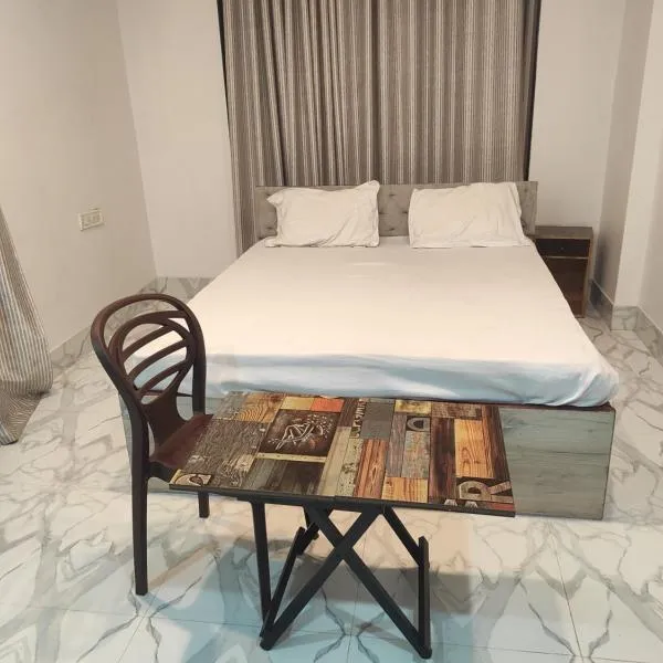 Hotel AI near Shalimar station，位于Howrah的酒店