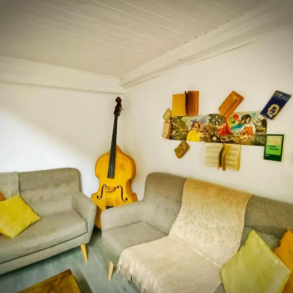 A Casiña do Anselmiño，位于塞拉诺瓦的酒店