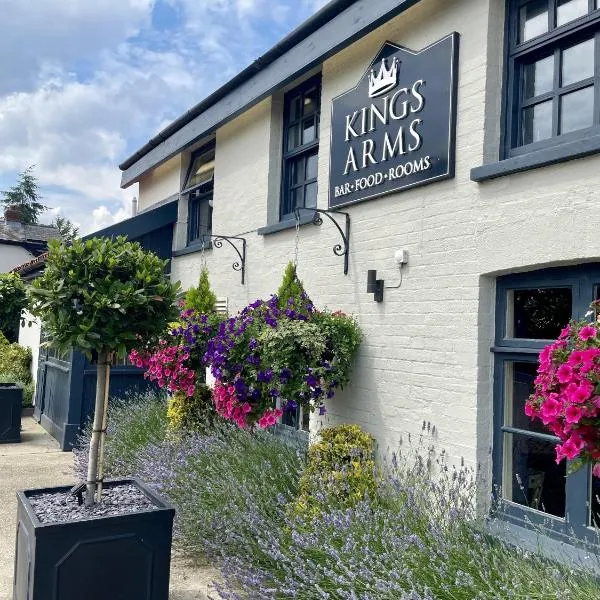 The Kings Arms, Colchester A120，位于科格索尔的酒店