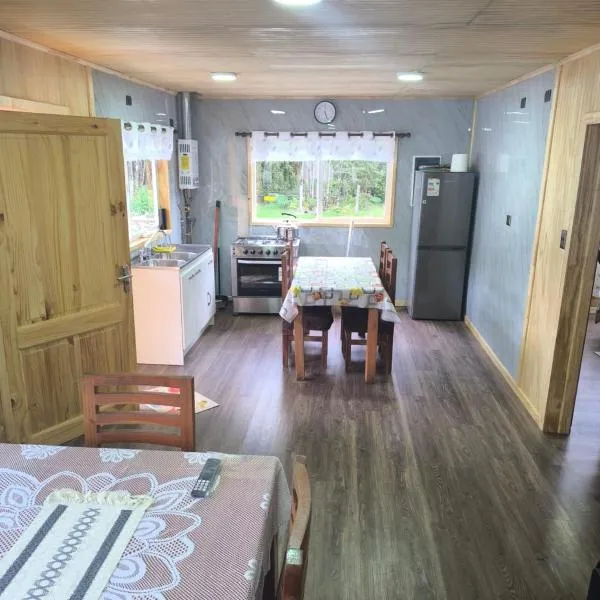 Cabaña La Casona，位于柴滕的酒店