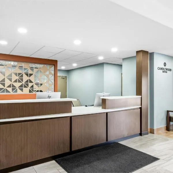 Candlewood Suites Victoria by IHG，位于维多利亚的酒店