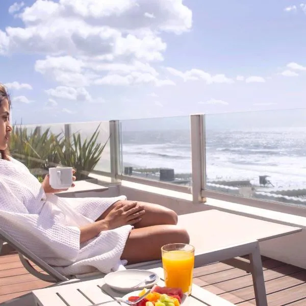 特拉萨斯阿尔马尔酒店，位于皮纳马尔的酒店