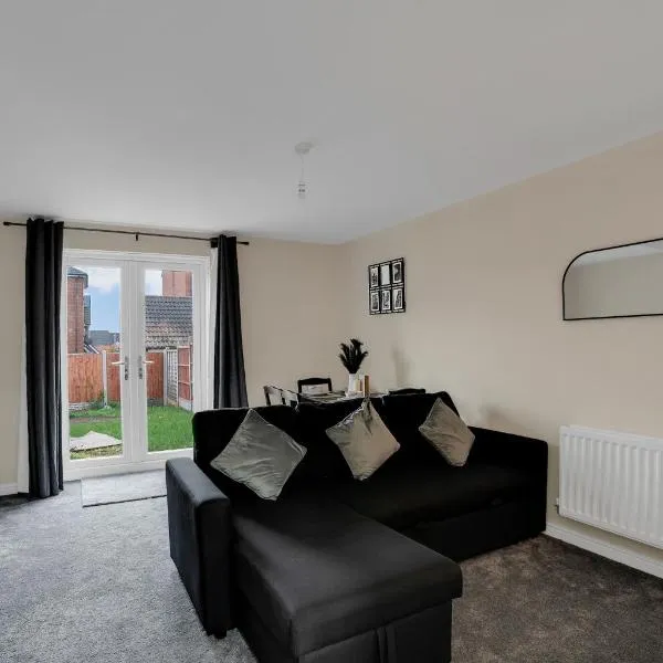 Luxury 2-Bedroom Home 10 Minutes from Birmingham City Centre，位于伯明翰的酒店