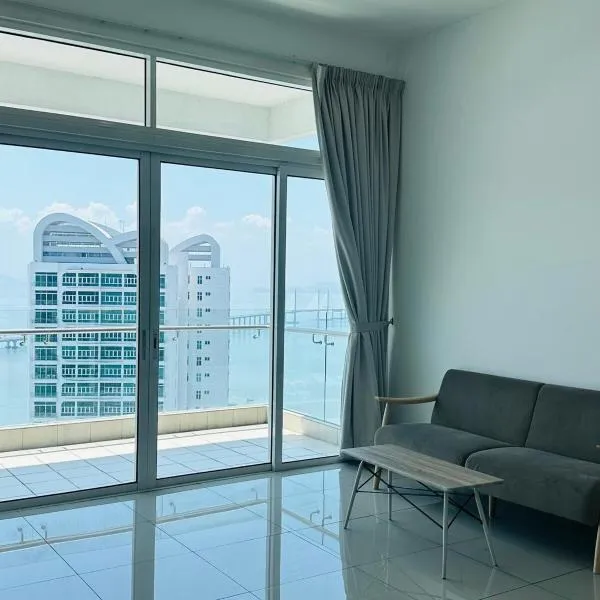 Seaview Condo A31 #Queensbay#SPICE，位于峇六拜的酒店