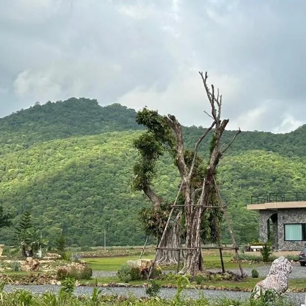 The Exclusive Baan Hinson Pool Villa，位于Ban Sap Muang的酒店