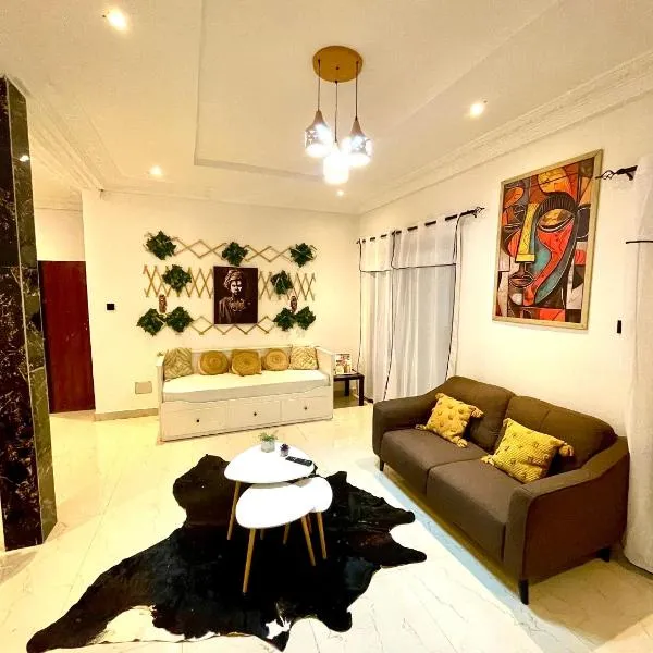 Home TERANGA villa de 4 chambres climatisées avec SDB privées et parking gratuit，位于达喀尔的酒店